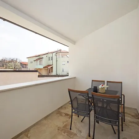 Nur Villa