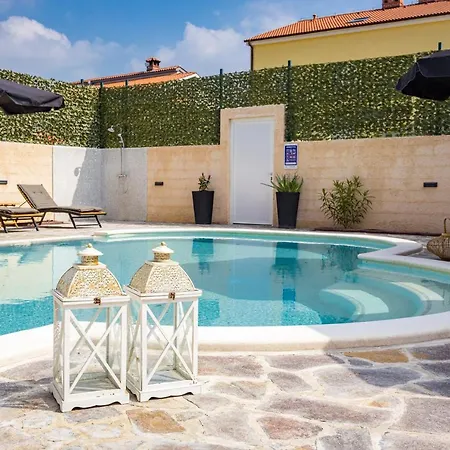 Villa Nur *